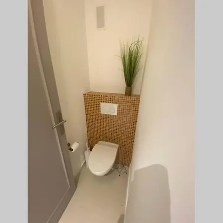 Renovated 2 Bedrooms - Boulevard De La Croisette *