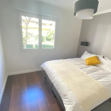 Renovated 2 Bedrooms - Boulevard De La Croisette * Cannes