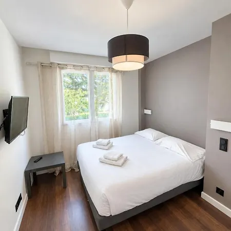 Renovated 2 Bedrooms - Boulevard De La Croisette